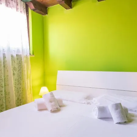 Gardappartamenti Carducci Centre Appartement Desenzano del Garda